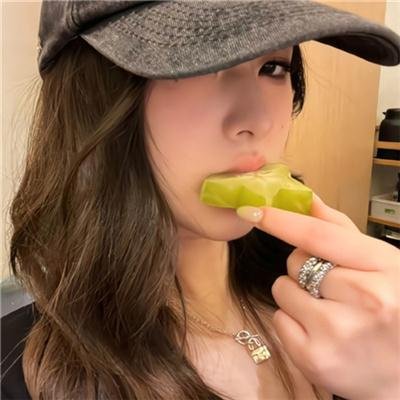 海报女郎
